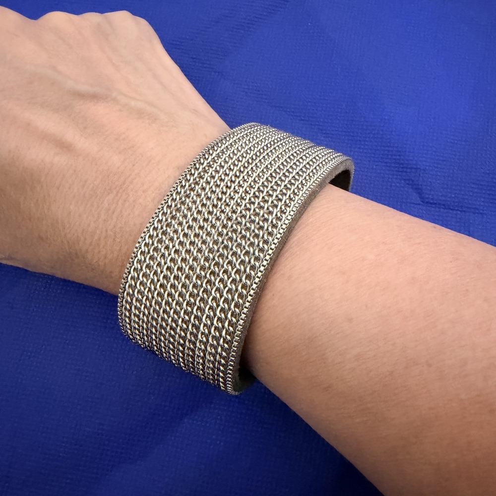 Silver Tone Wide Chain Cuff Bracelet Womens 7.5 Inch Magnetic Mesh Statement